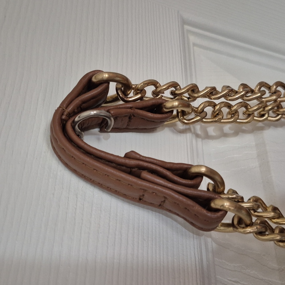 FREE Great American Leatherworks Brown Quilted Chain Strap Shoulder Bag - Picture 2 of 14
